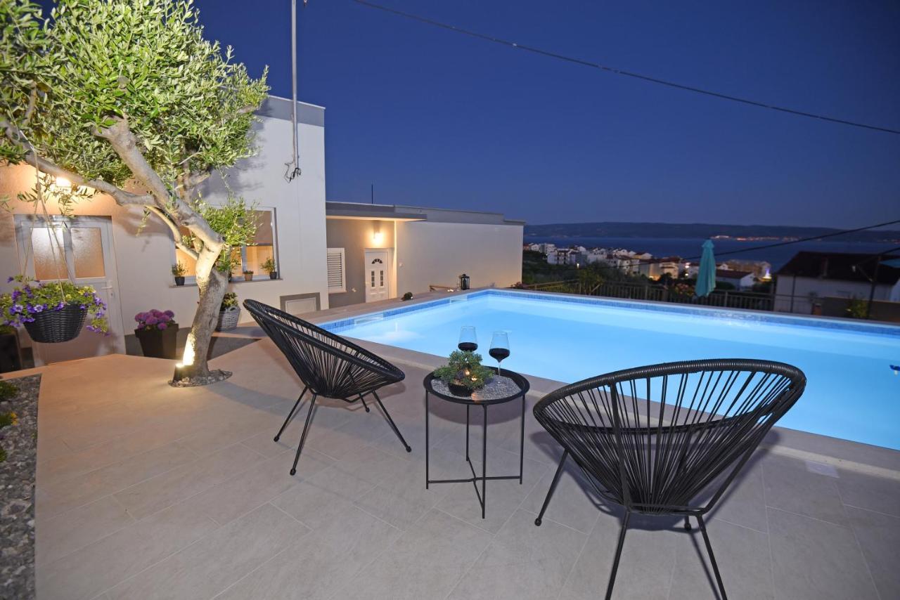 Apartments Lidija - Sea View Apartment With Exclusive Right Of Using Hot Tub Or Split Level Apartment With Exclusive Right Of Using Pool Podstrana Eksteriør billede
