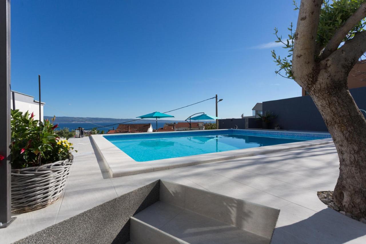 Apartments Lidija - Sea View Apartment With Exclusive Right Of Using Hot Tub Or Split Level Apartment With Exclusive Right Of Using Pool Podstrana Eksteriør billede