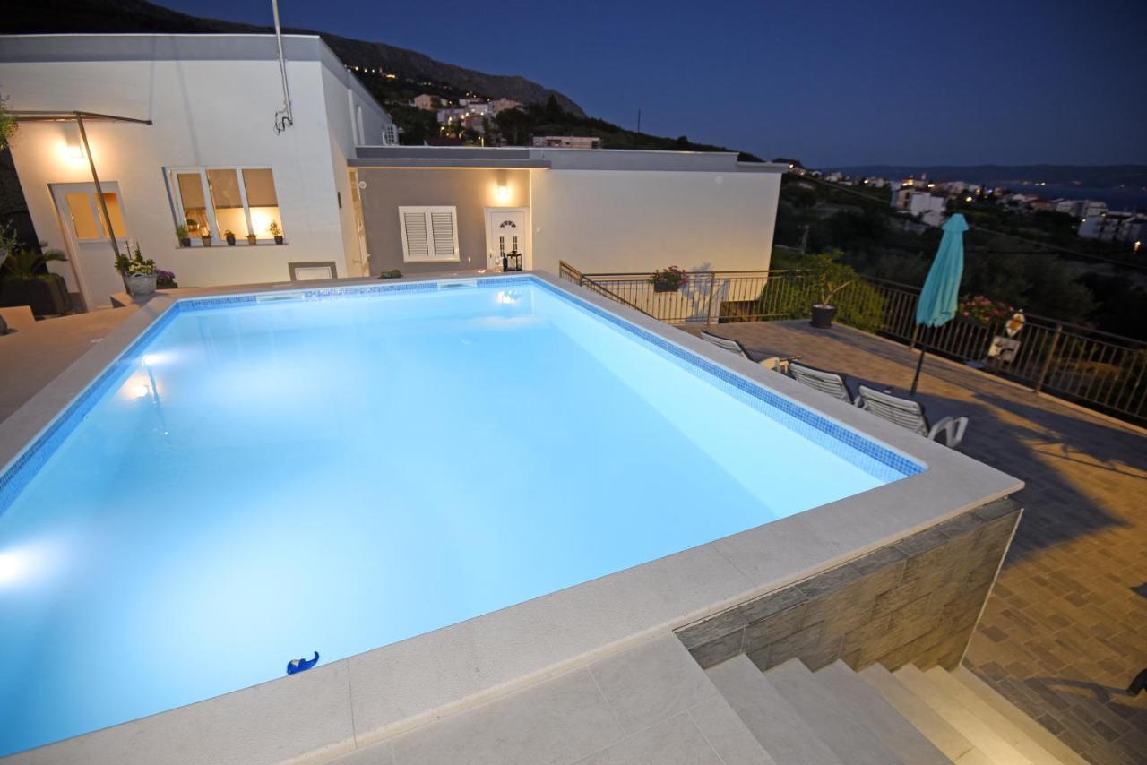 Apartments Lidija - Sea View Apartment With Exclusive Right Of Using Hot Tub Or Split Level Apartment With Exclusive Right Of Using Pool Podstrana Eksteriør billede