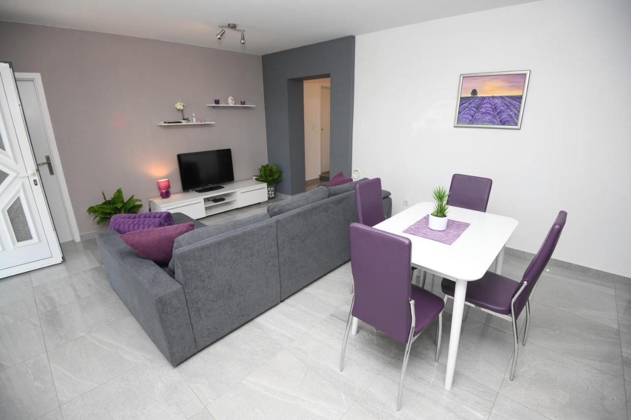 Apartments Lidija - Sea View Apartment With Exclusive Right Of Using Hot Tub Or Split Level Apartment With Exclusive Right Of Using Pool Podstrana Eksteriør billede