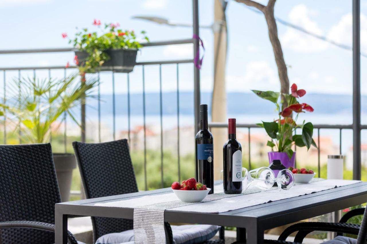 Apartments Lidija - Sea View Apartment With Exclusive Right Of Using Hot Tub Or Split Level Apartment With Exclusive Right Of Using Pool Podstrana Eksteriør billede