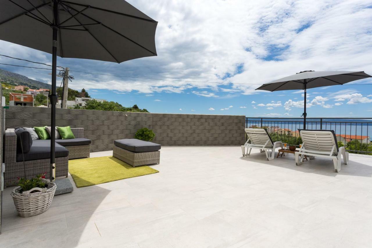 Apartments Lidija - Sea View Apartment With Exclusive Right Of Using Hot Tub Or Split Level Apartment With Exclusive Right Of Using Pool Podstrana Eksteriør billede