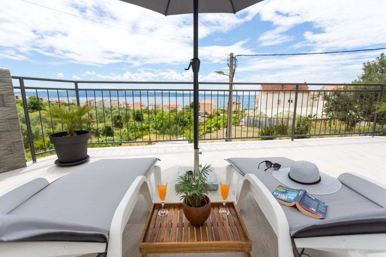 Apartments Lidija - Sea View Apartment With Exclusive Right Of Using Hot Tub Or Split Level Apartment With Exclusive Right Of Using Pool Podstrana Eksteriør billede